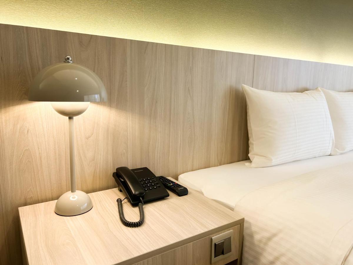 Green Hotel - Tea Way Taichung Bagian luar foto