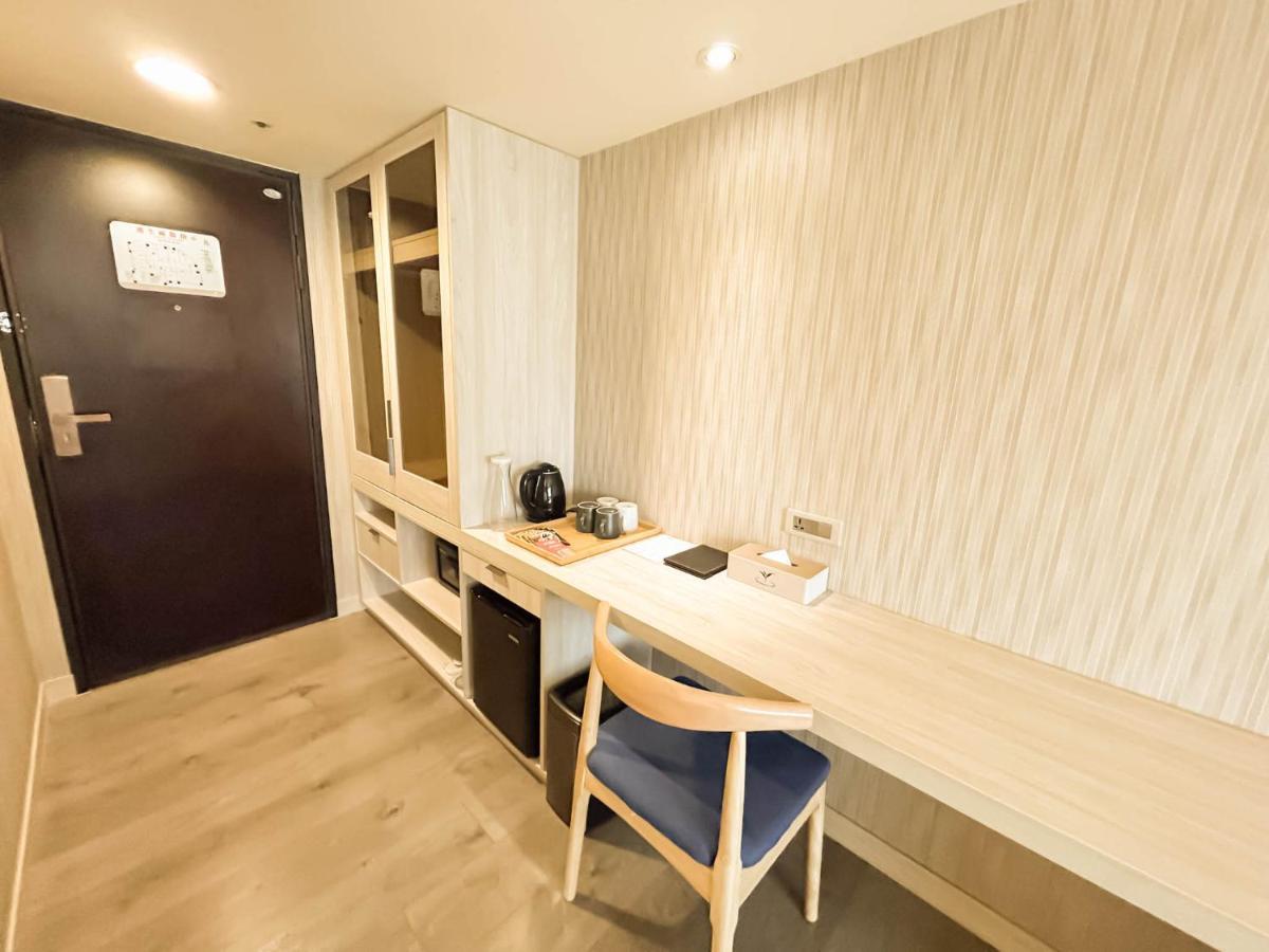 Green Hotel - Tea Way Taichung Bagian luar foto